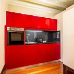 Apartment Nearby Market In