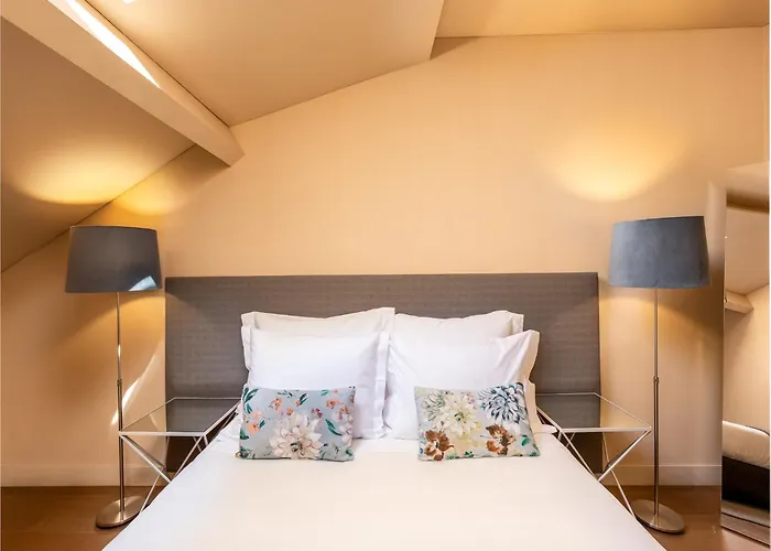 Nearby Market In Lägenhet Oporto