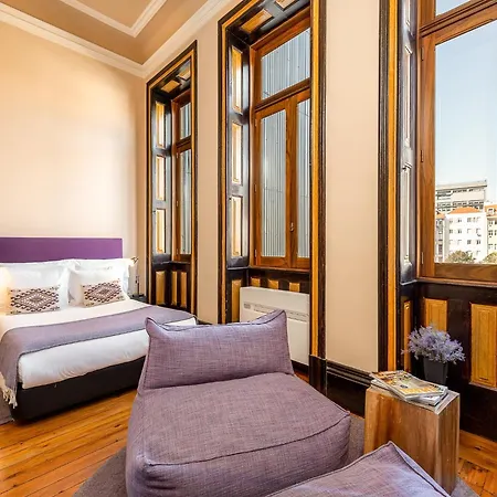 Nearby Market In Porto