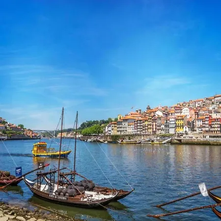 Nearby Market In Porto